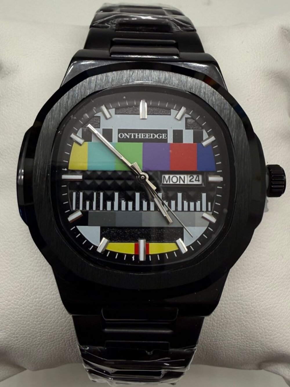 ONTHEEDGE MENS BLACK TV FACE 43MM CALENDAR DATE STEEL QUARTZ WATCH NIB